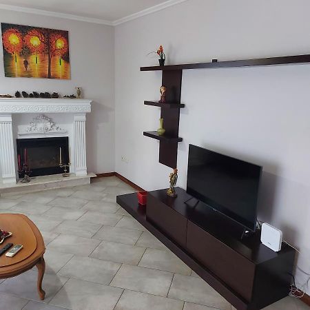 Manka' S Place Apartment Tirana Exterior photo